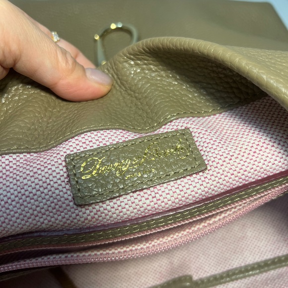 [Dooney Bourke] Elegant Tan Leather Hobo Bag - Picture 10 of 11